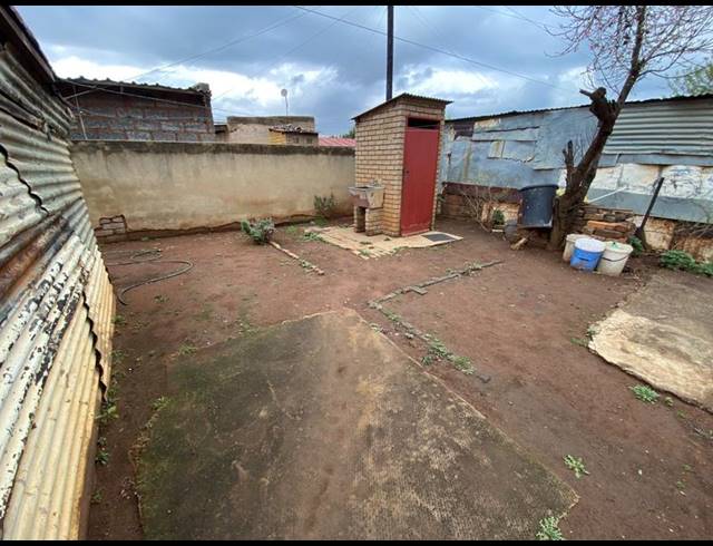 2 BEDROOM HOUSE FOR SALE IN PALM RIDGE EXT 2